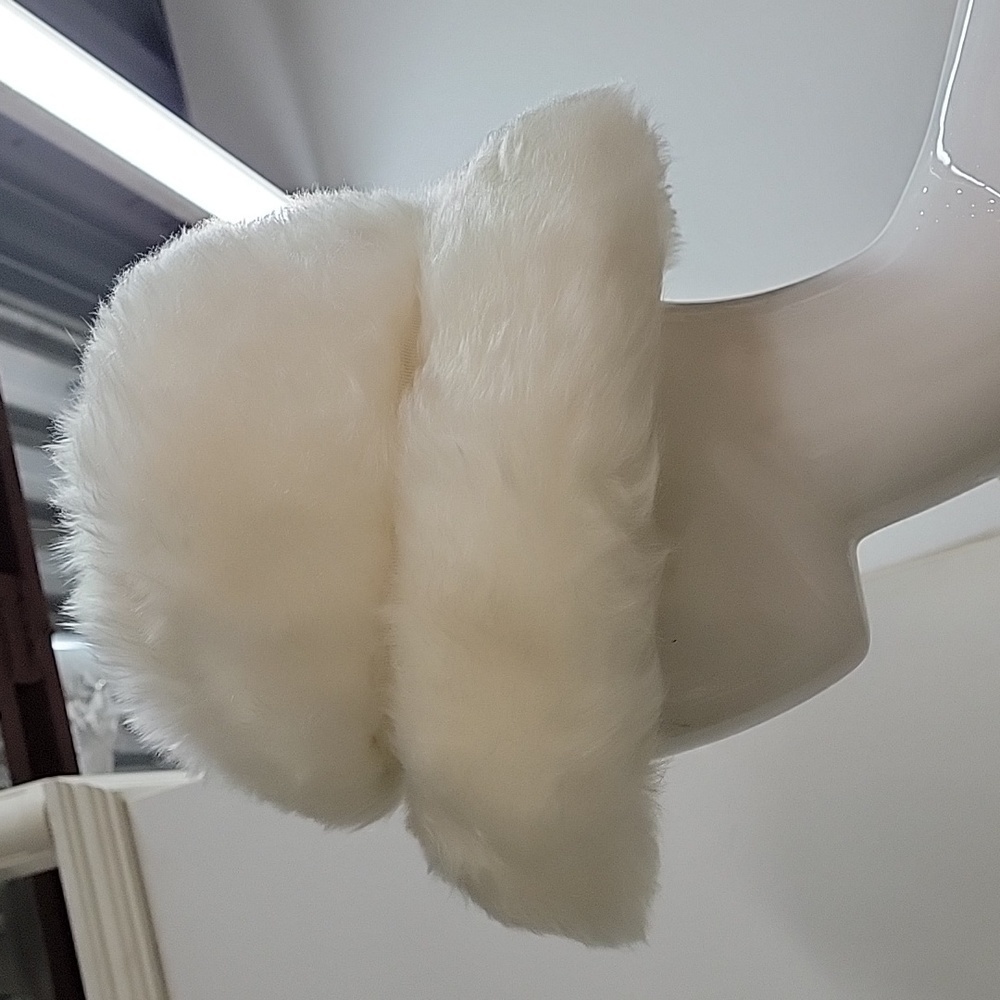 Vintage Saks Fifth Avenue  Dyed Italian Lamb/Leather  Hat